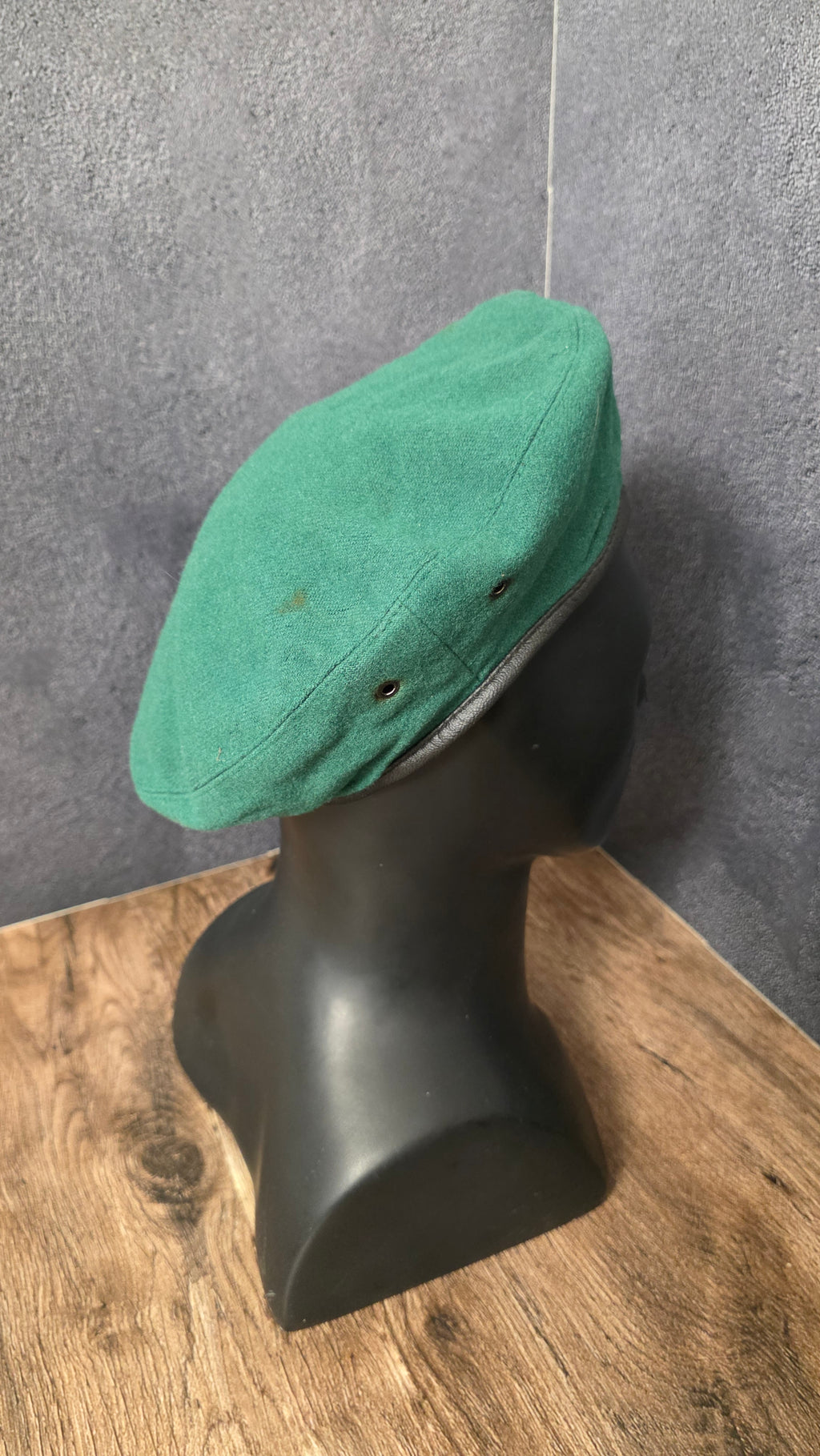 Original Soviet Border Guard Green Beret USSR Vintage Green Wool Beret Hat