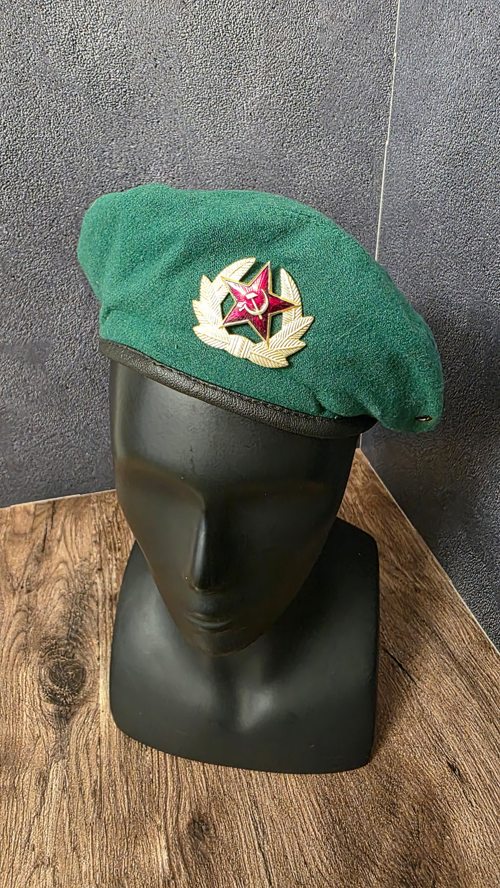 Original Soviet Border Guard Green Beret USSR Vintage Green Wool Beret Hat