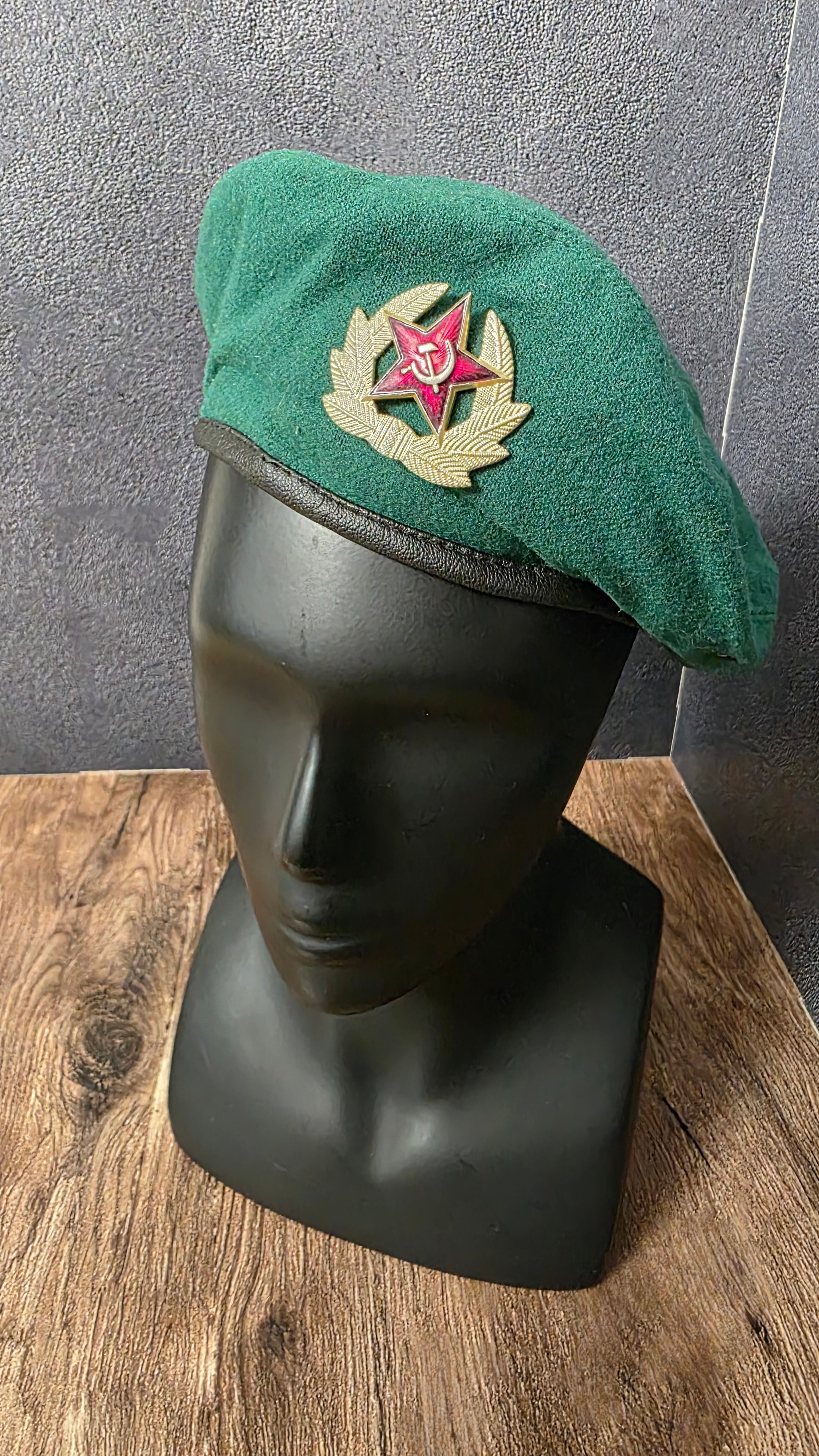 Original Soviet Border Guard Green Beret USSR Vintage Green Wool Beret Hat