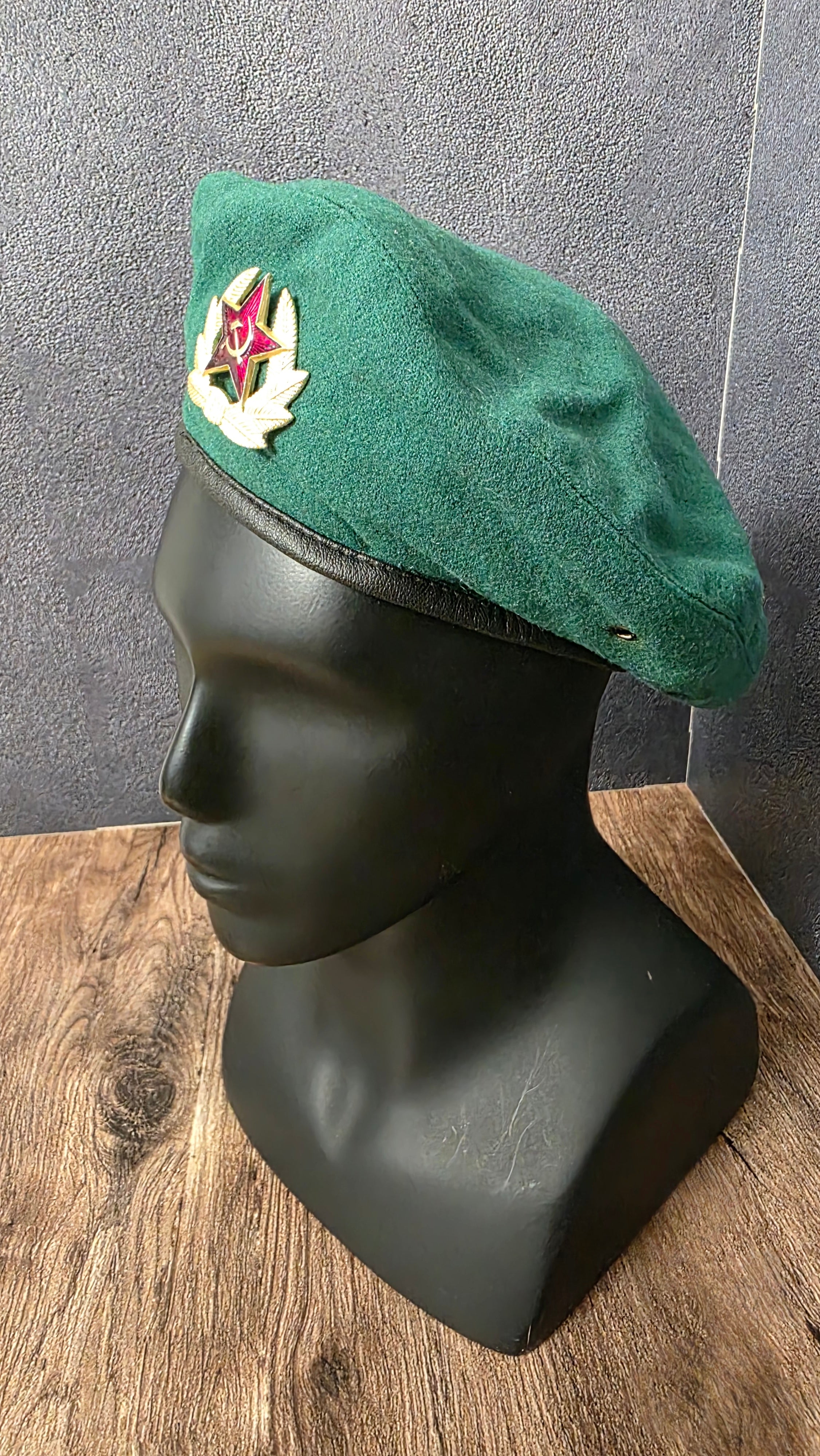Original Soviet Border Guard Green Beret USSR Vintage Green Wool Beret Hat