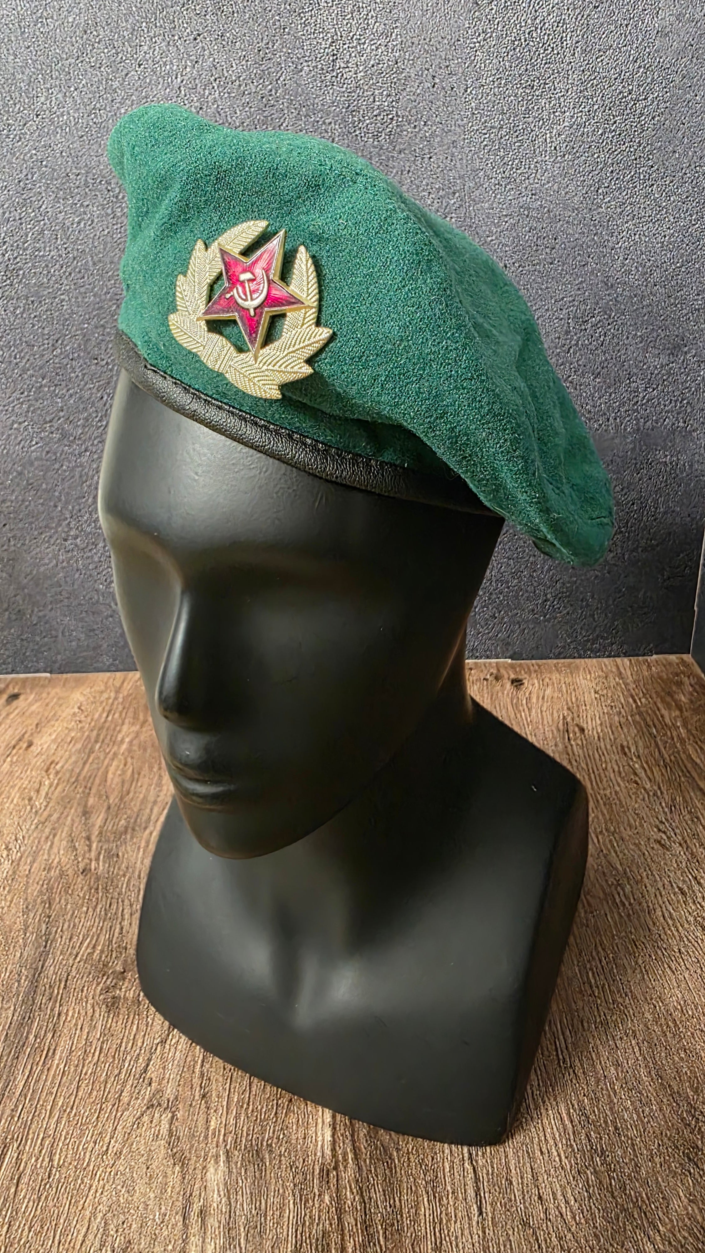 Original Soviet Border Guard Green Beret USSR Vintage Green Wool Beret Hat