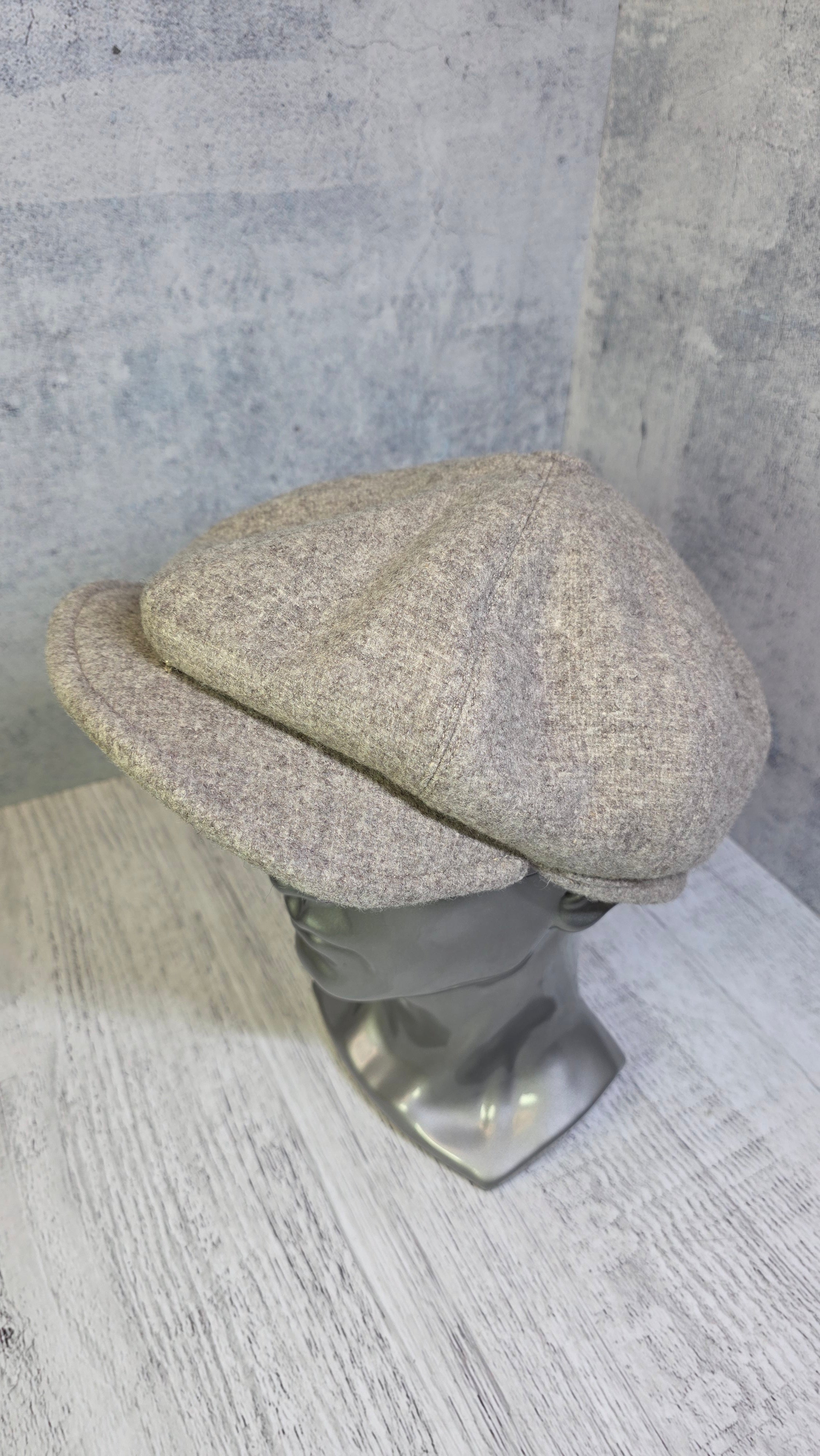 Vintage Beige Tweed Newsboy Cap Peaky Blinders Gatsby Hat - Legend Returns Vintage