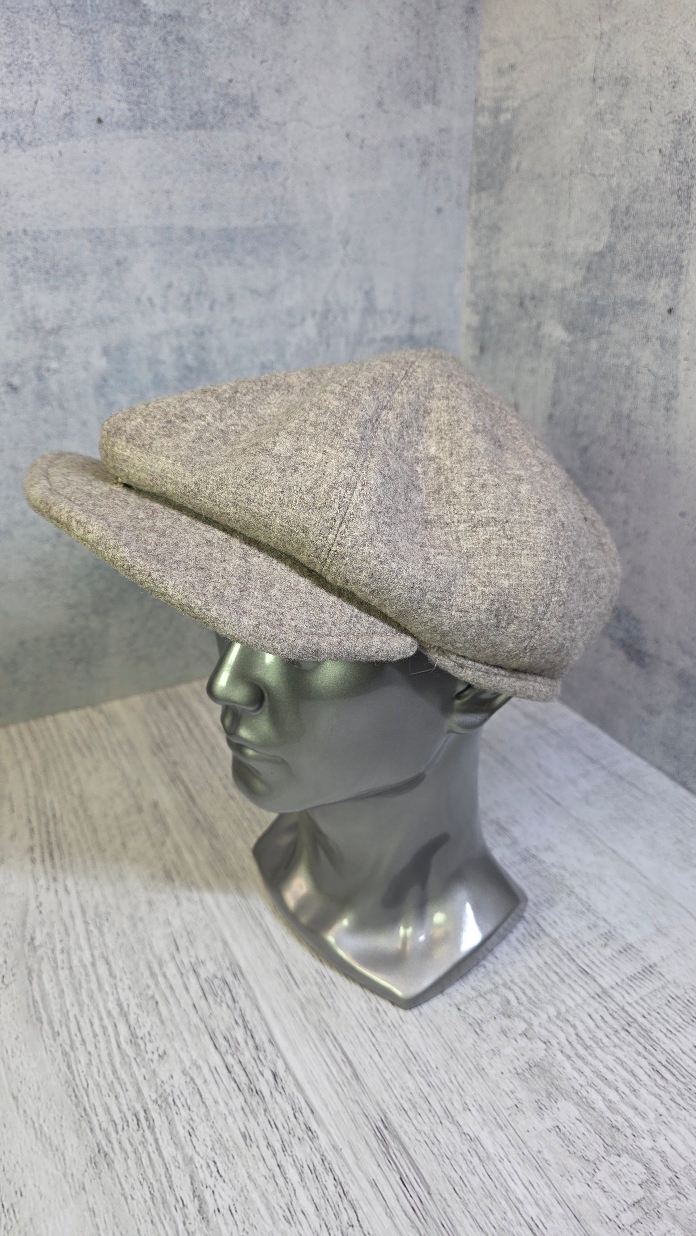Vintage Beige Tweed Newsboy Cap Peaky Blinders Gatsby Hat - Legend Returns Vintage