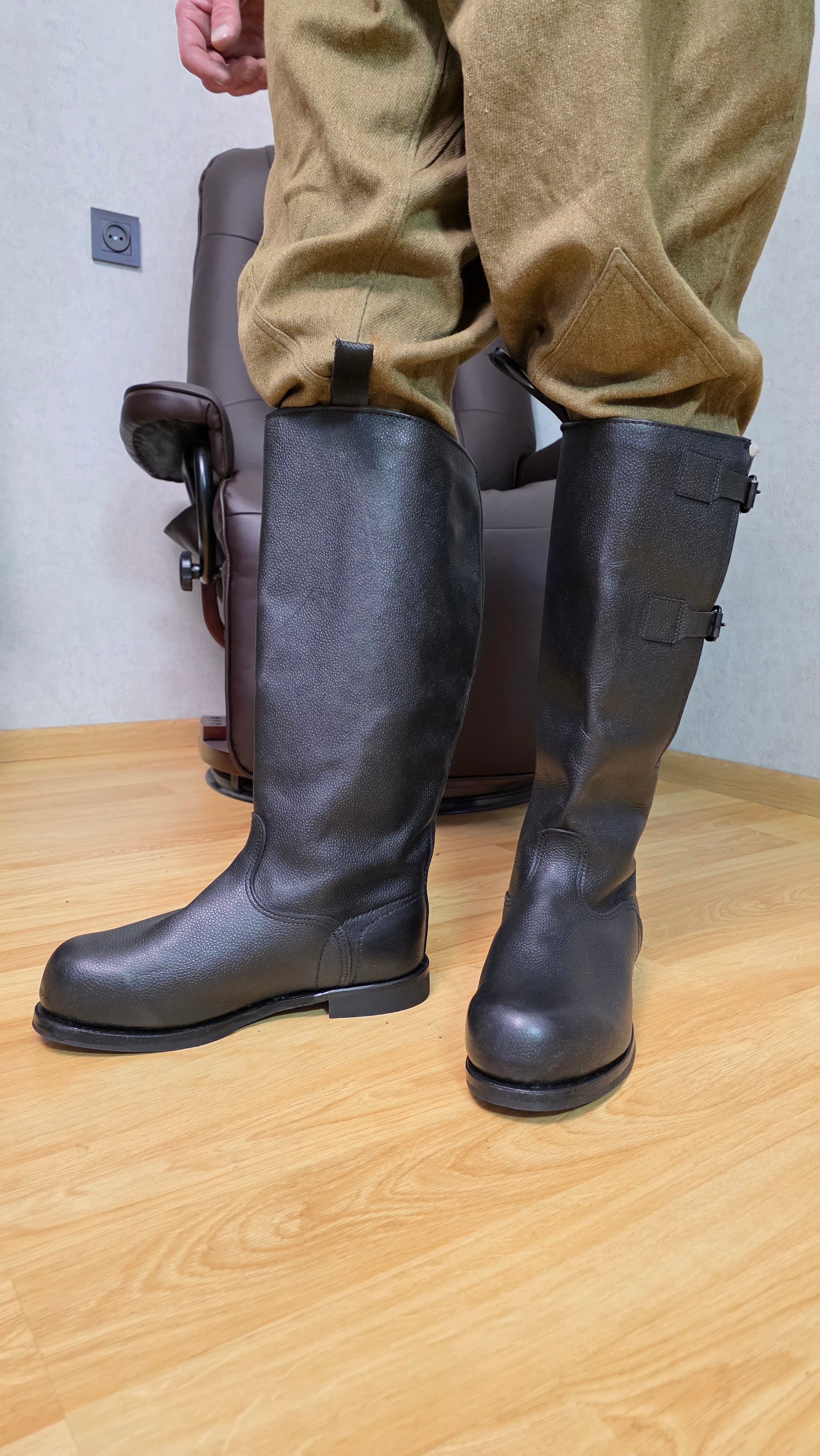 Soviet VVS Flight Boots Vintage USSR Pilot Leather Winter Aviation Boots - Legend Returns Vintage
