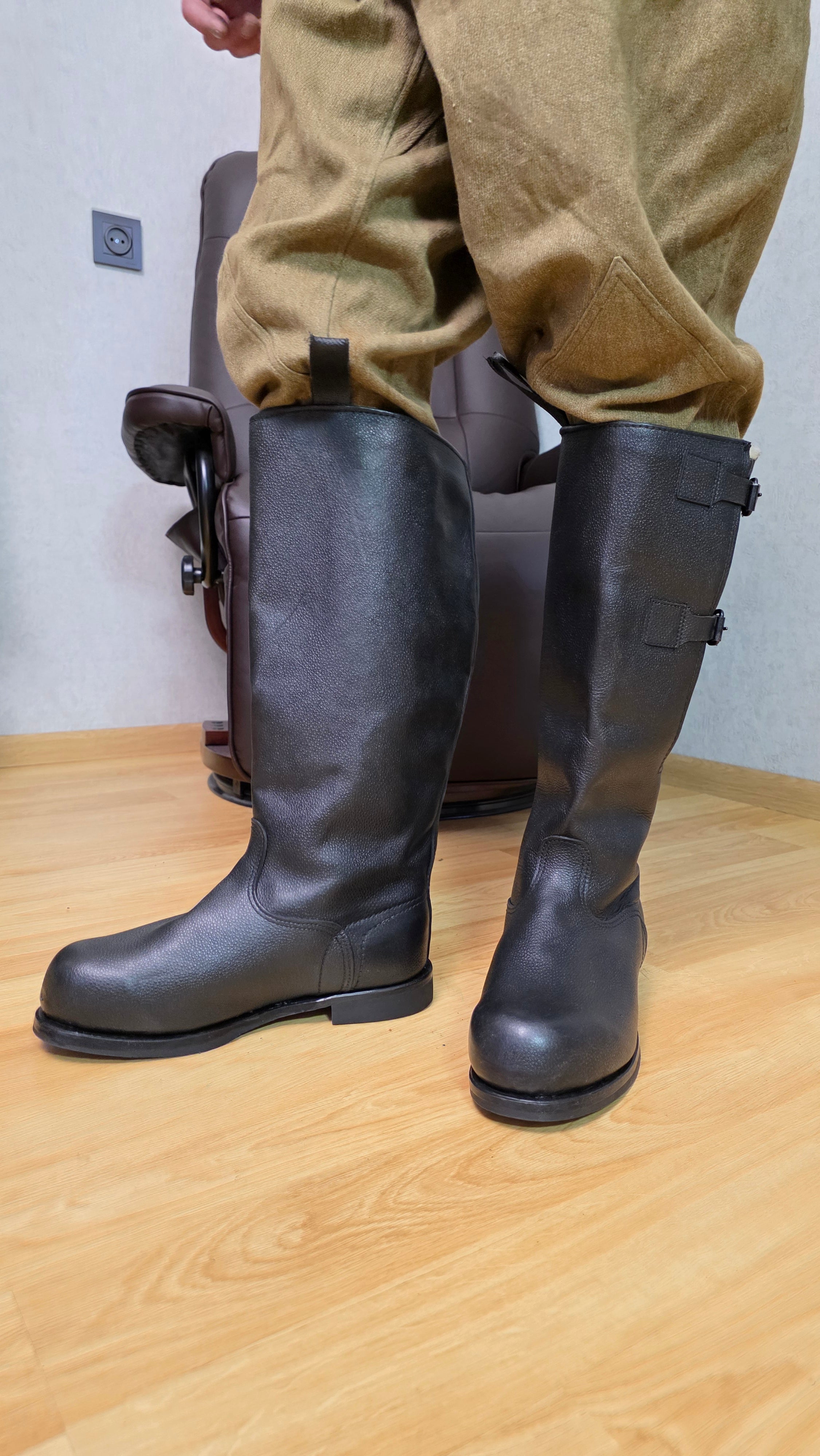 Soviet VVS Flight Boots Vintage USSR Pilot Leather Winter Aviation Boots - Legend Returns Vintage