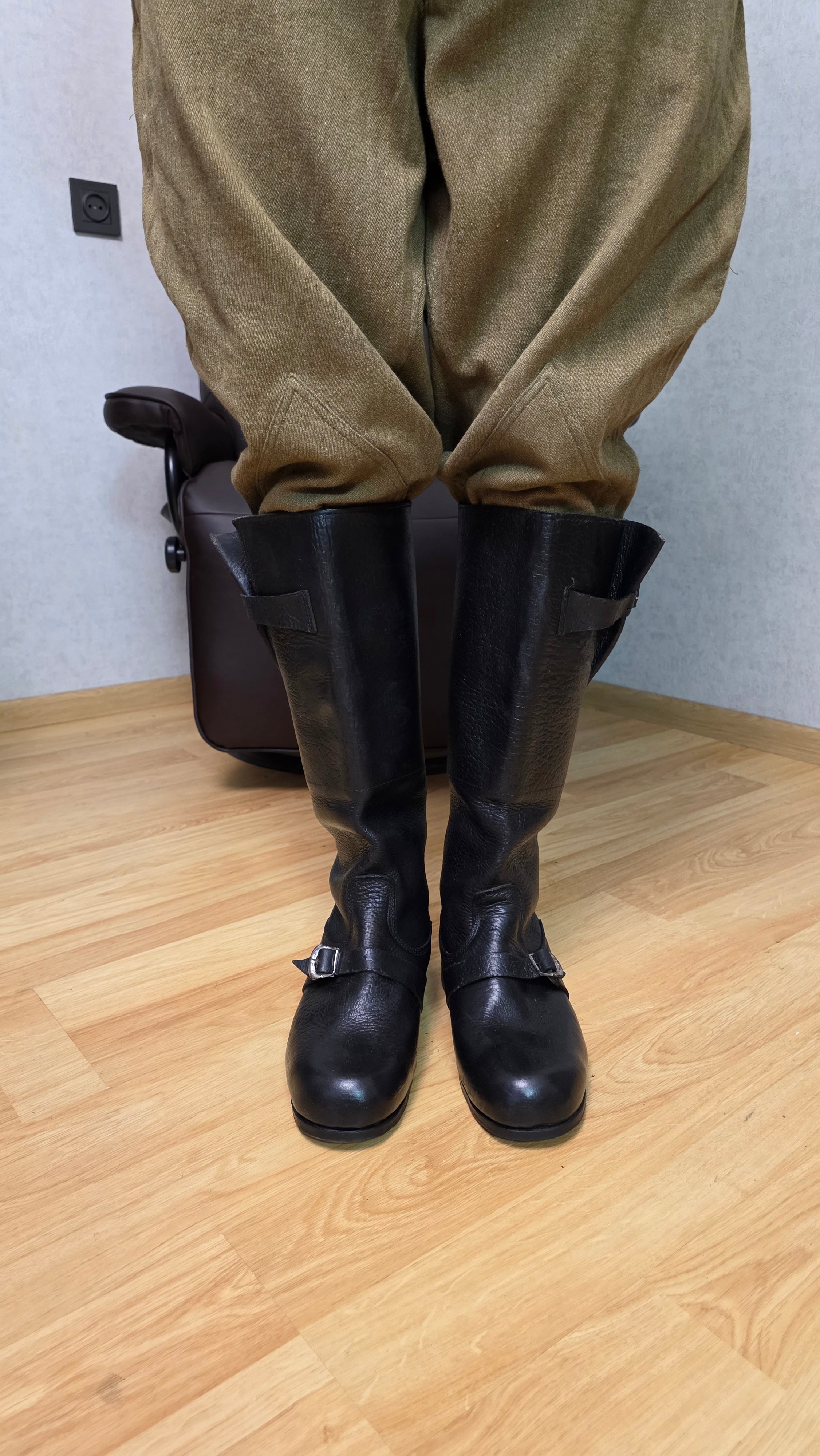 Soviet Scout Leather Boots USSR Spetsnaz Style Yuft Military Boots Vintage - Legend Returns Vintage