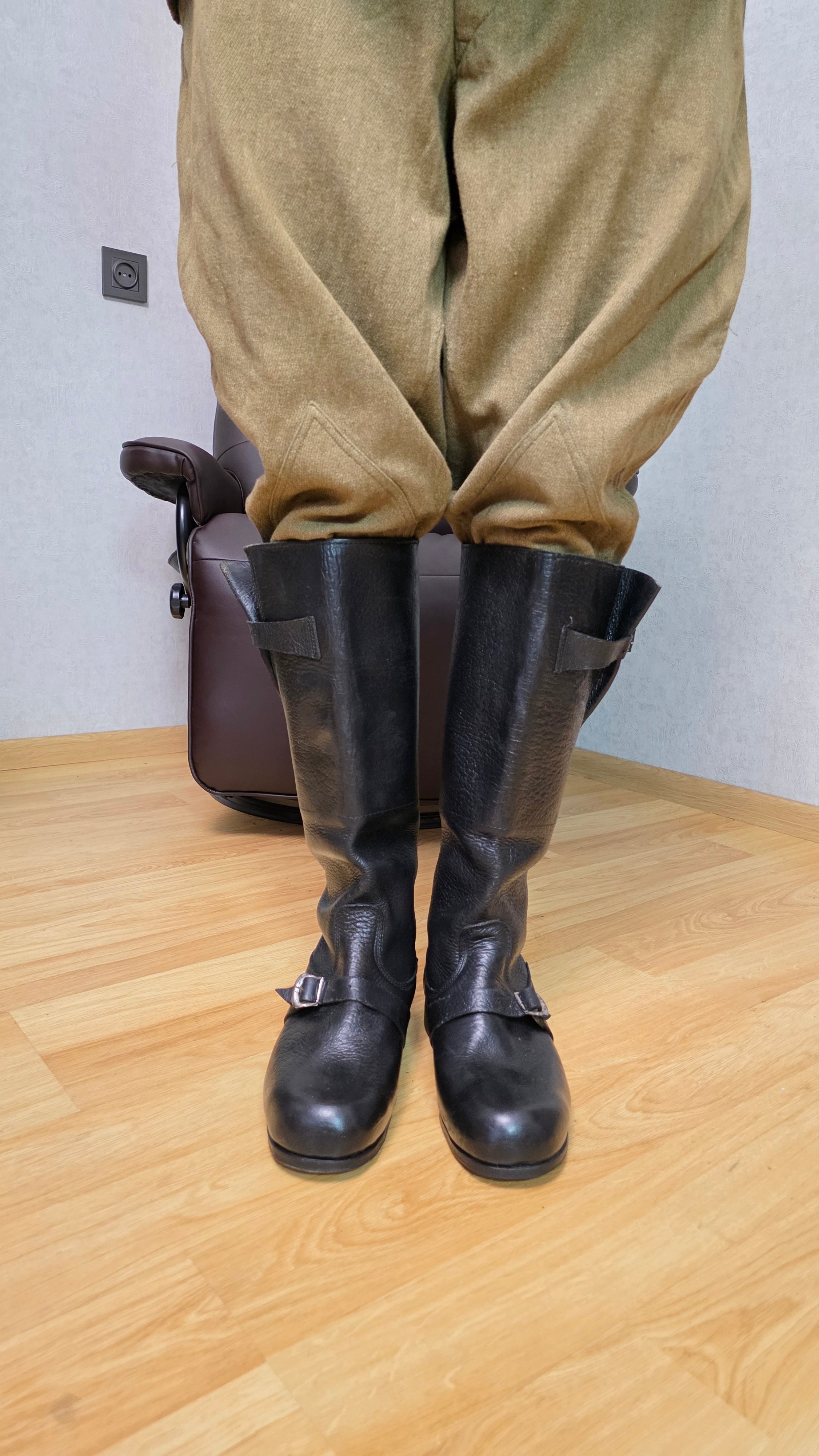 Soviet Scout Leather Boots USSR Spetsnaz Style Yuft Military Boots Vintage - Legend Returns Vintage