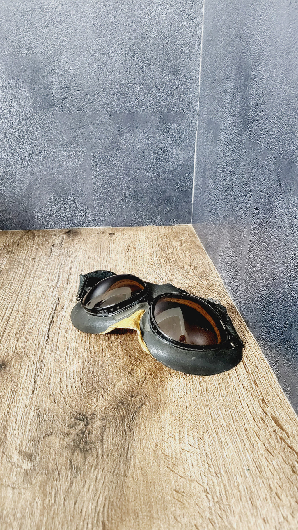 Soviet Pilot Goggles PO-1M Dark Lens Aviation Goggles USSR Aviator Gear