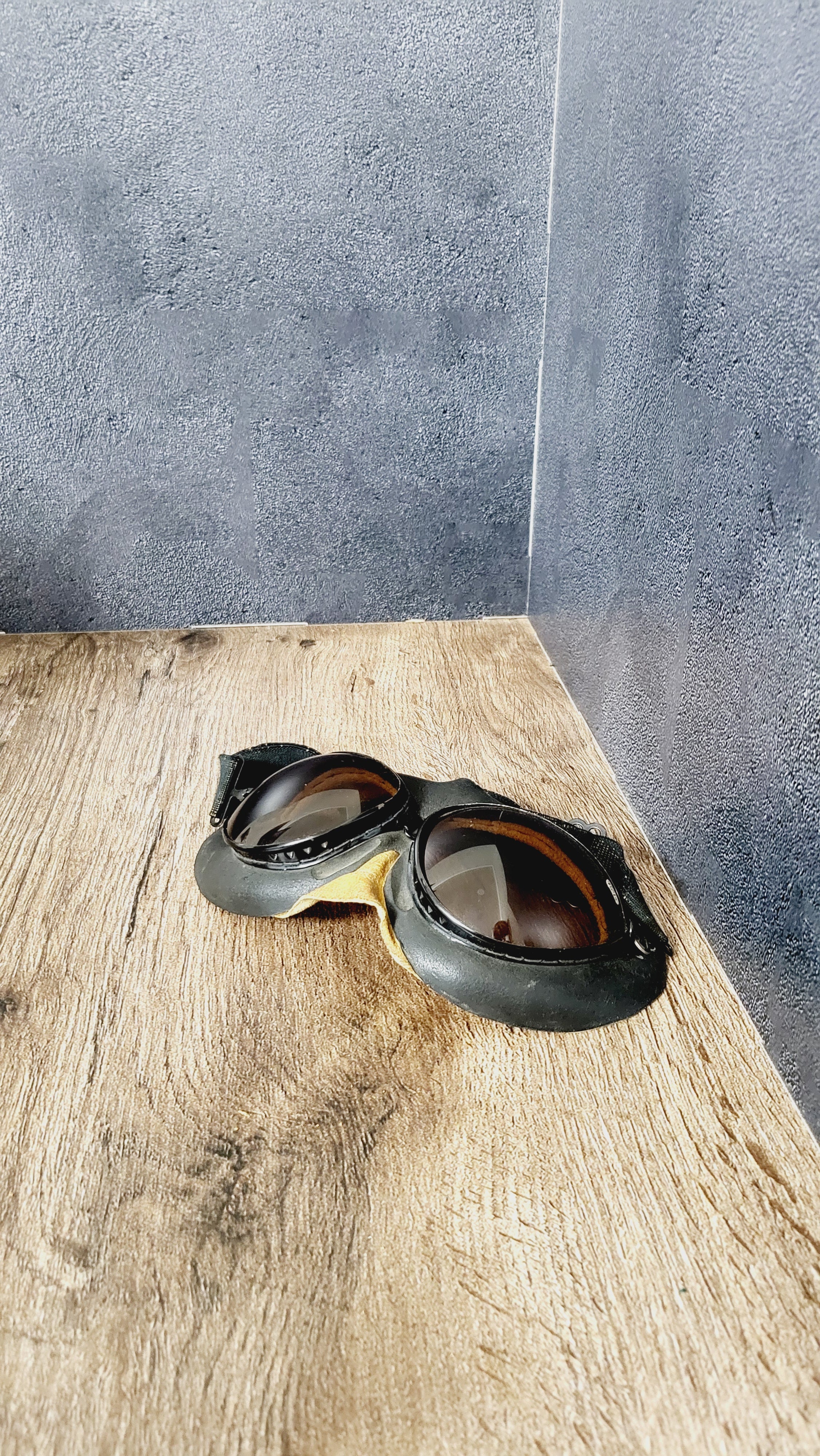 Soviet Pilot Goggles PO-1M Dark Lens Aviation Goggles USSR Aviator Gear