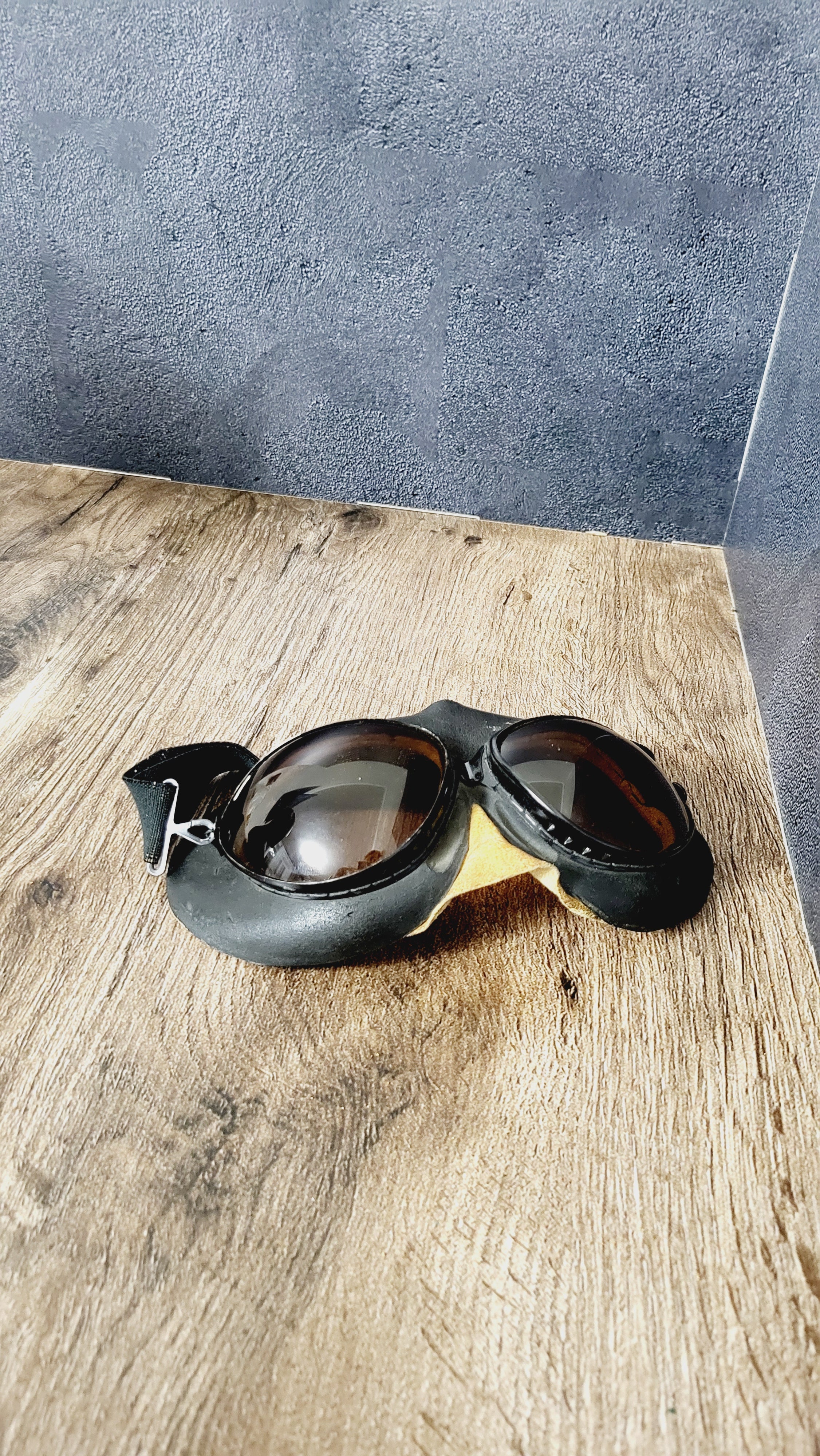 Soviet Pilot Goggles PO-1M Dark Lens Aviation Goggles USSR Aviator Gear