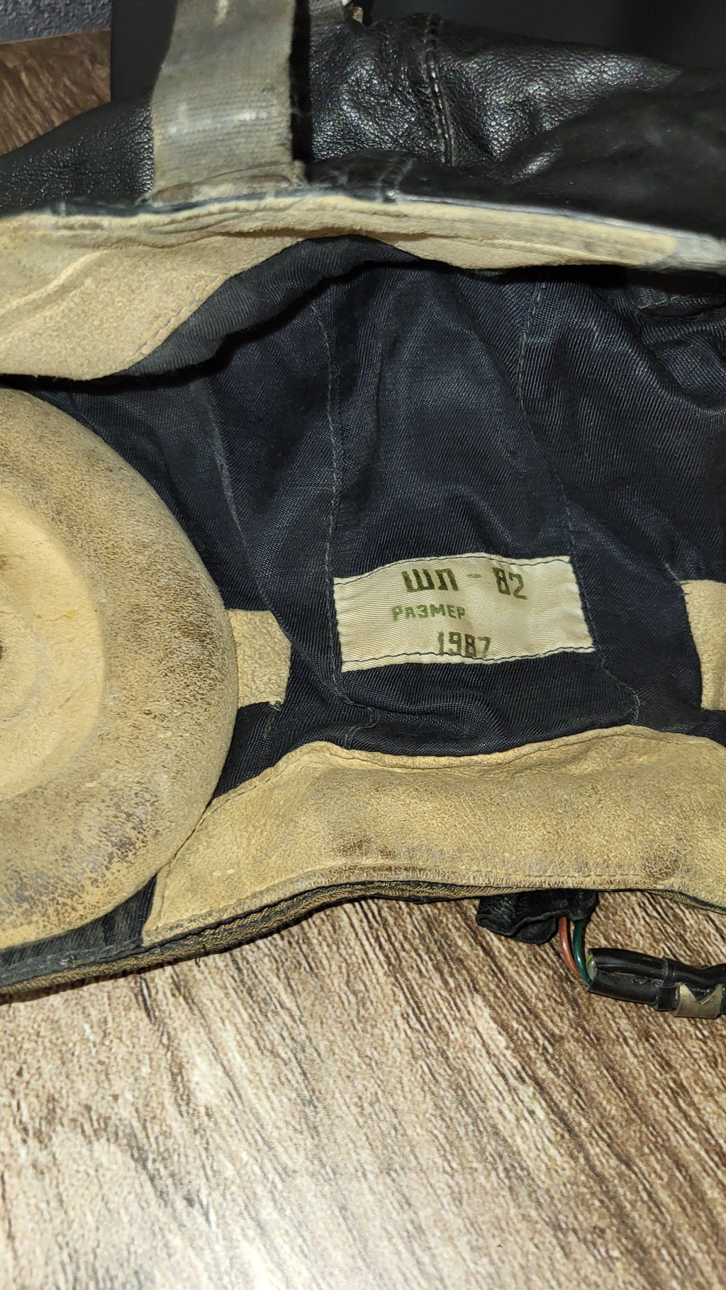 Soviet Pilot Helmet ShL-82 Black Leather Flight Helmet USSR Aviation