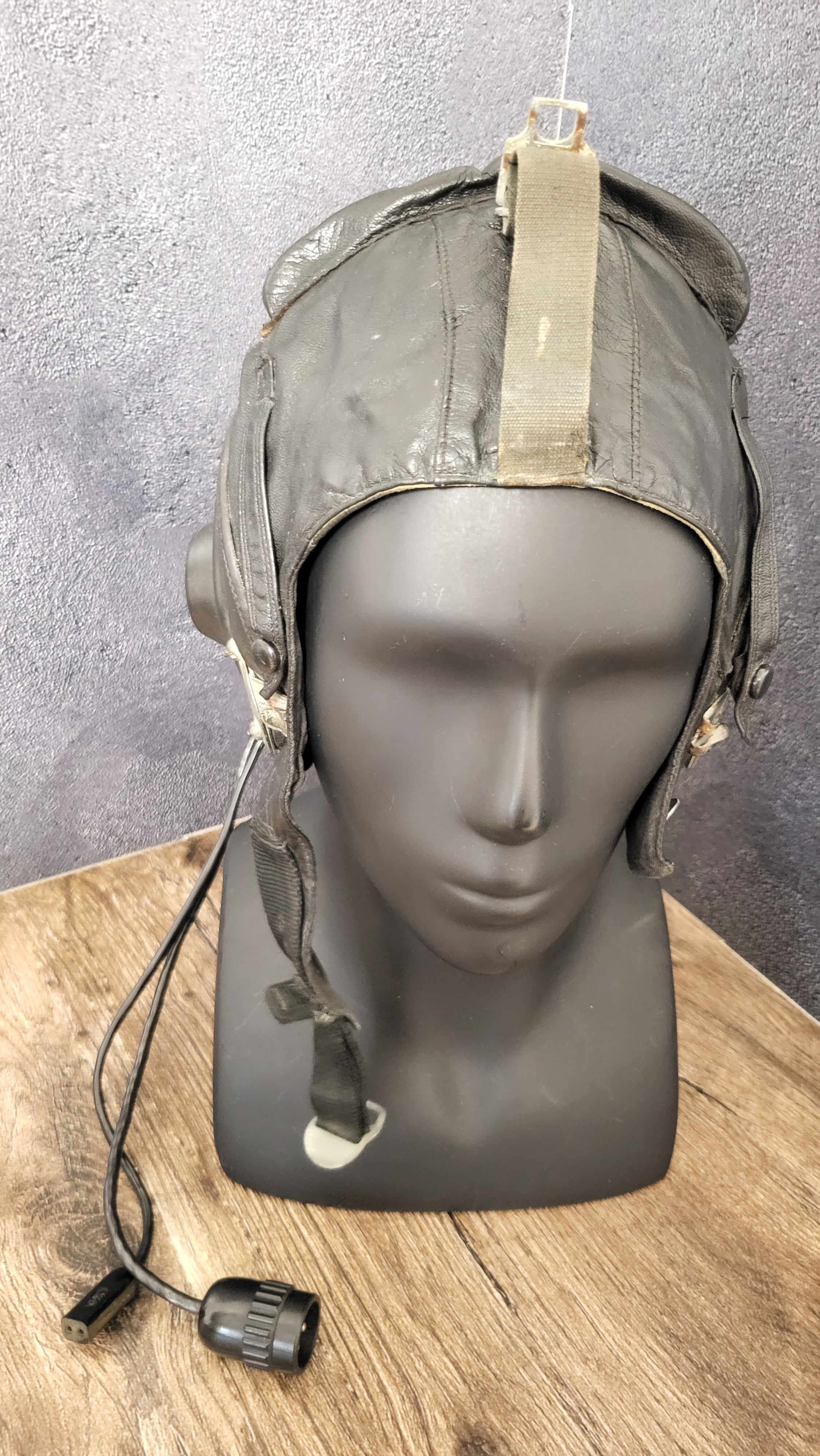 Soviet Pilot Helmet ShL-82 Black Leather Flight Helmet USSR Aviation