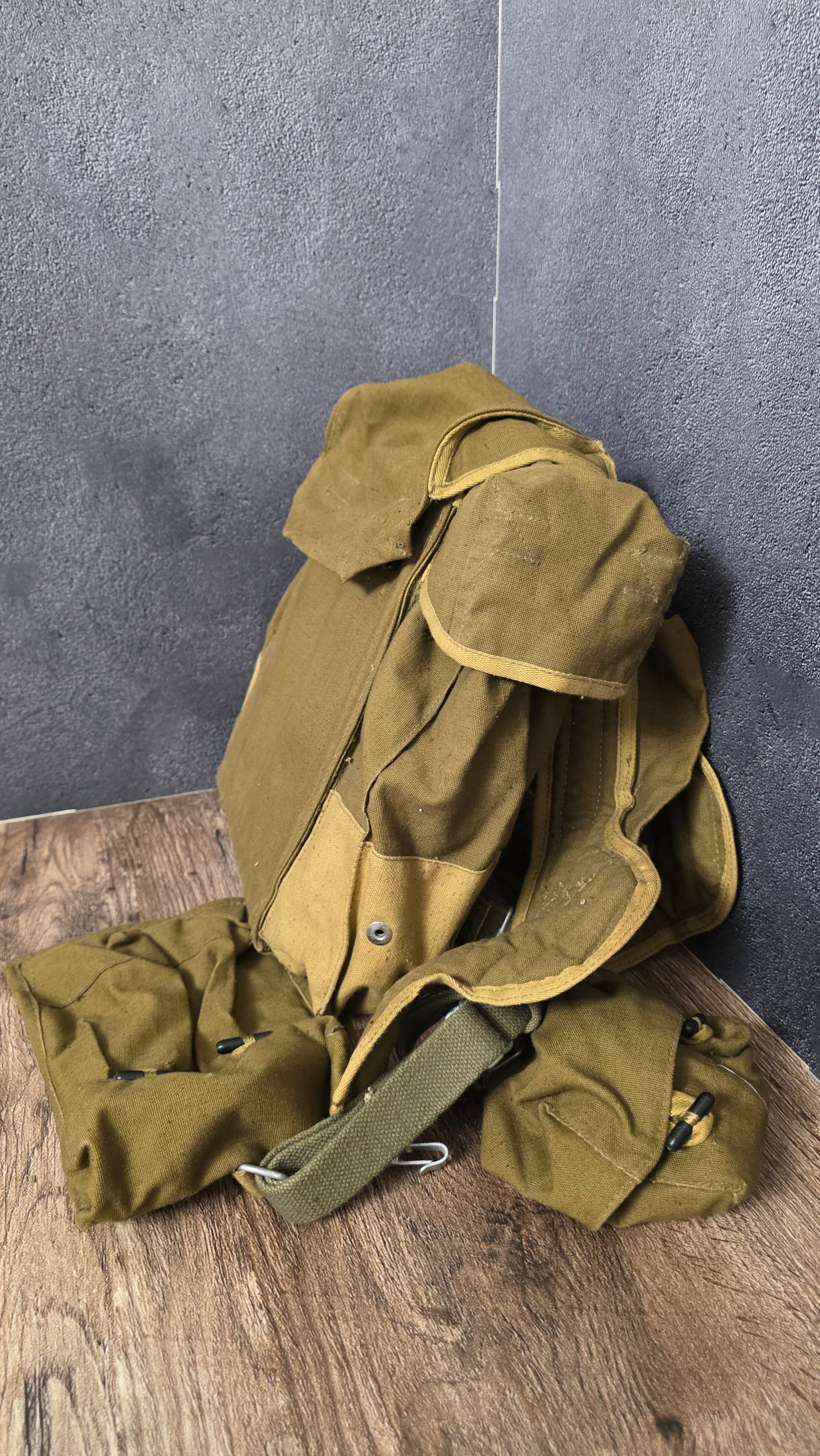 Soviet RD-54 Airborne Backpack USSR VDV Paratrooper Field Gear Vintage - Legend Returns Vintage