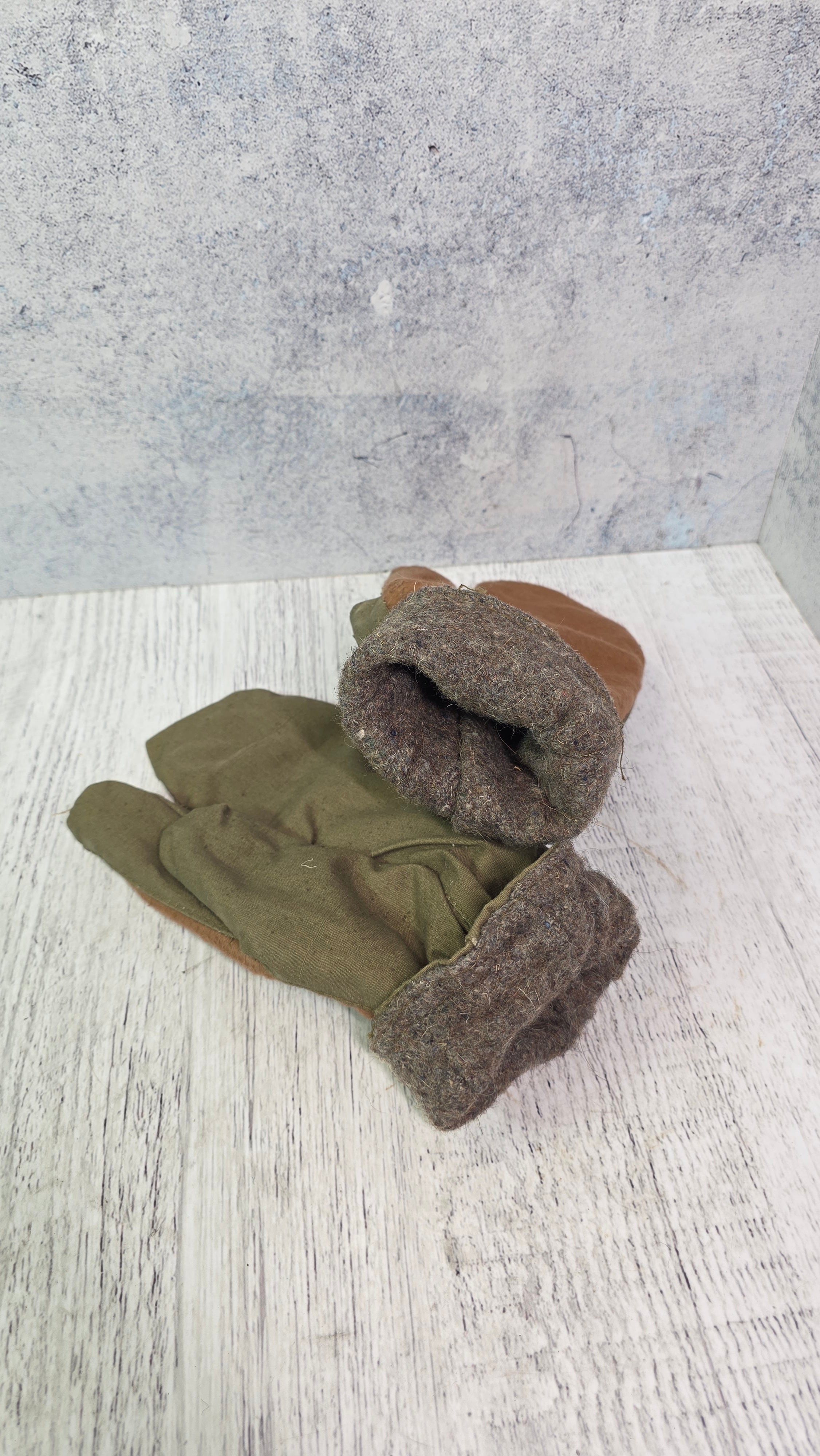 Soviet USSR Three Finger Winter Mittens Vintage Cold Weather Hand Protection