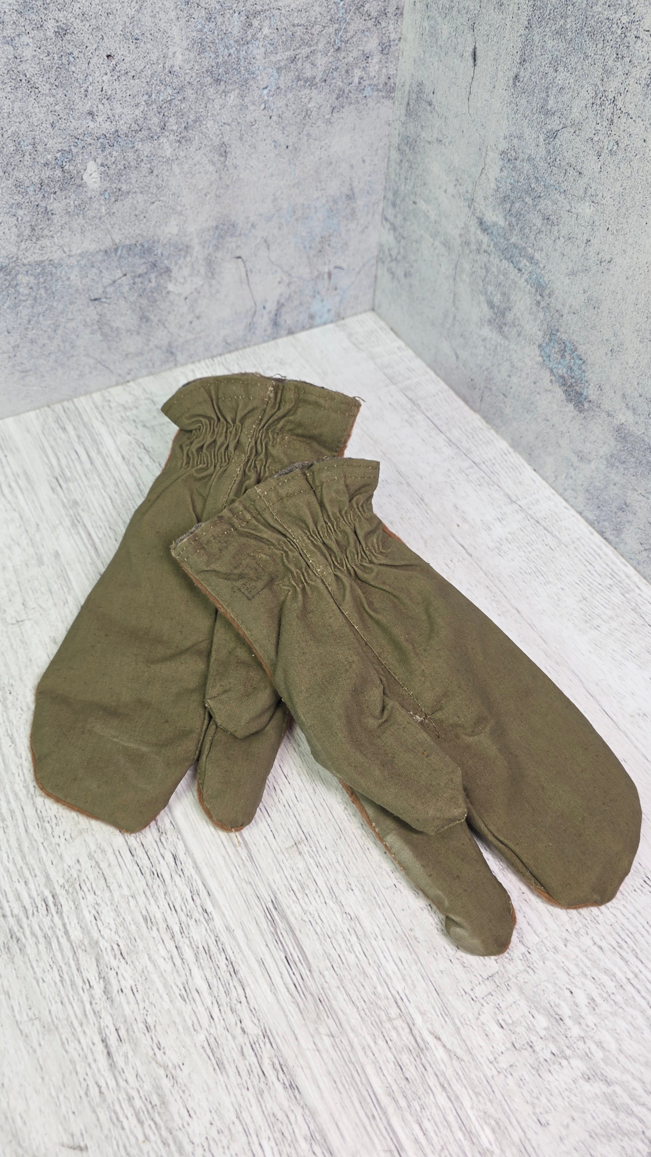 Soviet USSR Three Finger Winter Mittens Vintage Cold Weather Hand Protection