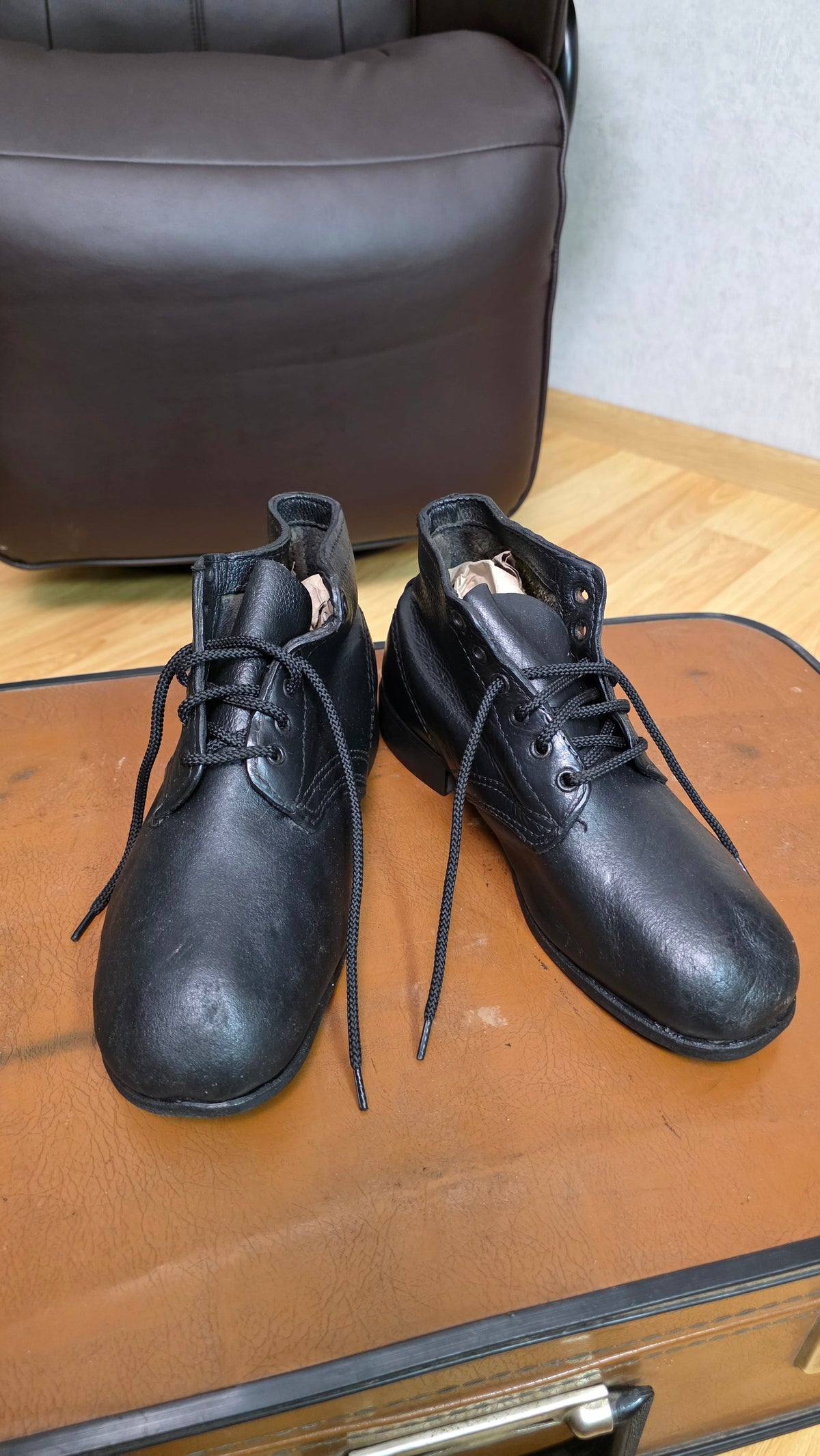 Soviet USSR Vintage Leather Factory Work Boots Hobnailed Sole