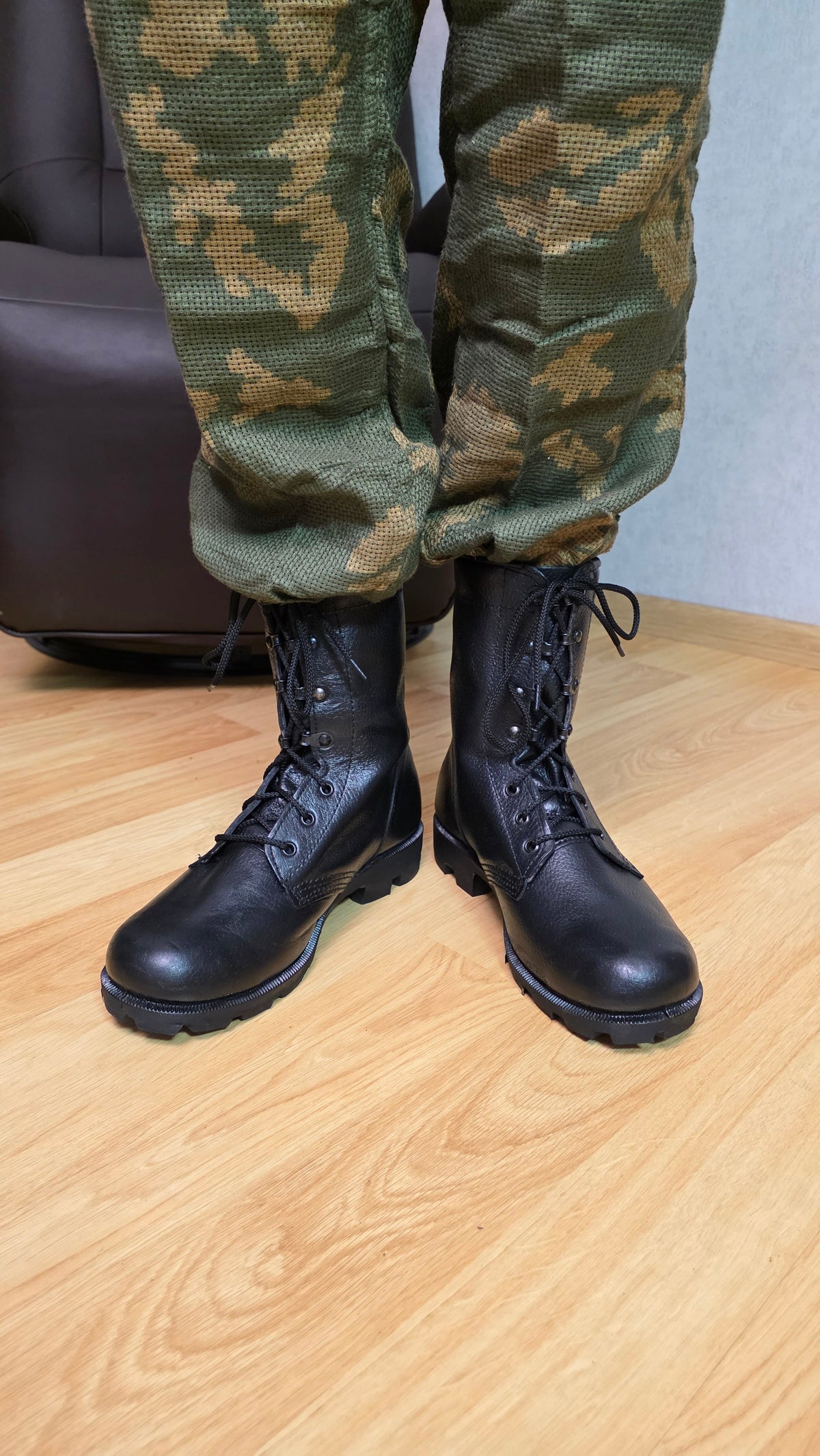 Soviet USSR Vintage Yuft Leather Combat Boots Riflenki High Lace Footwear