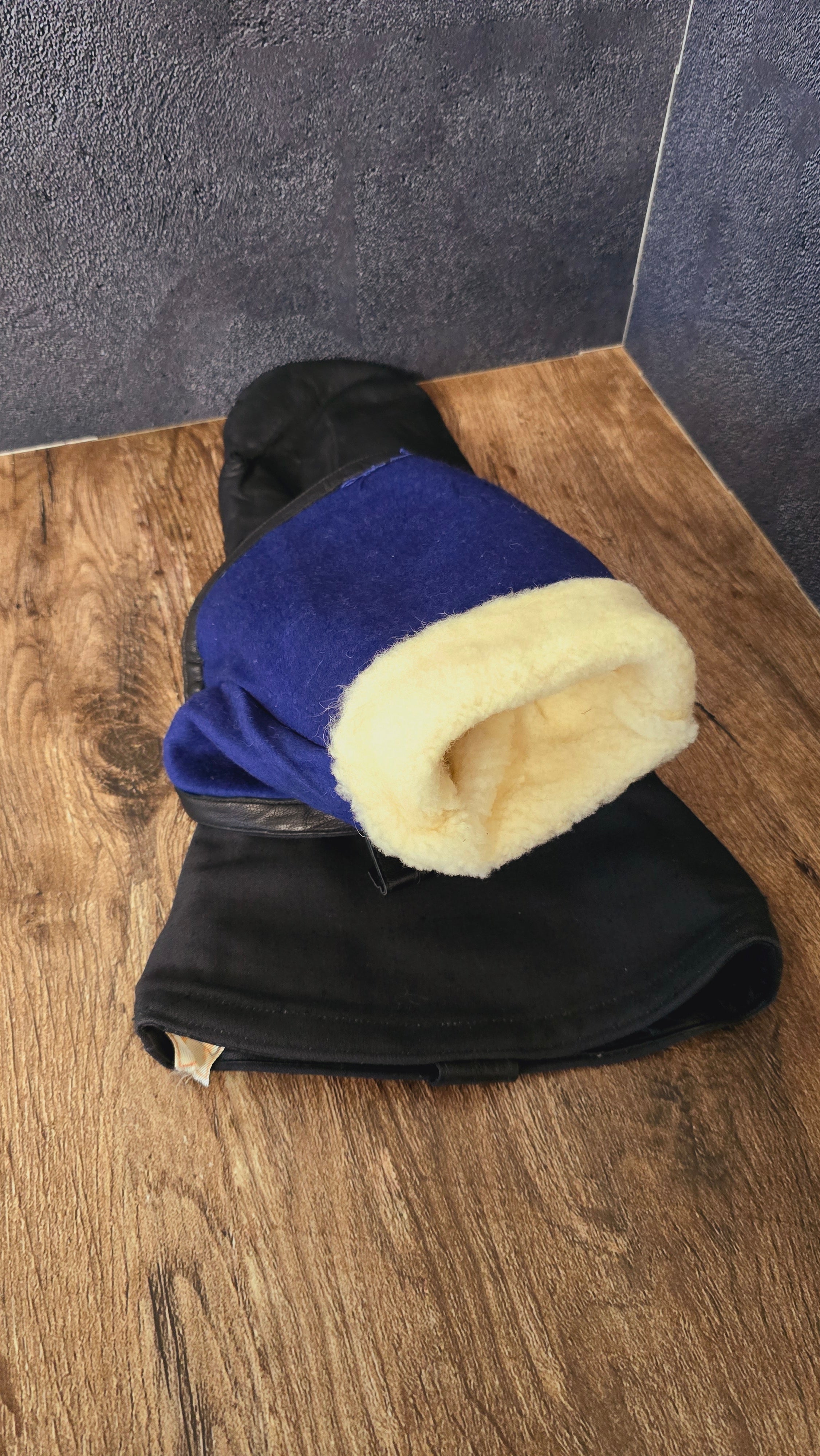 Soviet Winter Leather Mittens Sheepskin Lined Cold Weather Gloves USSR - Legend Returns Vintage