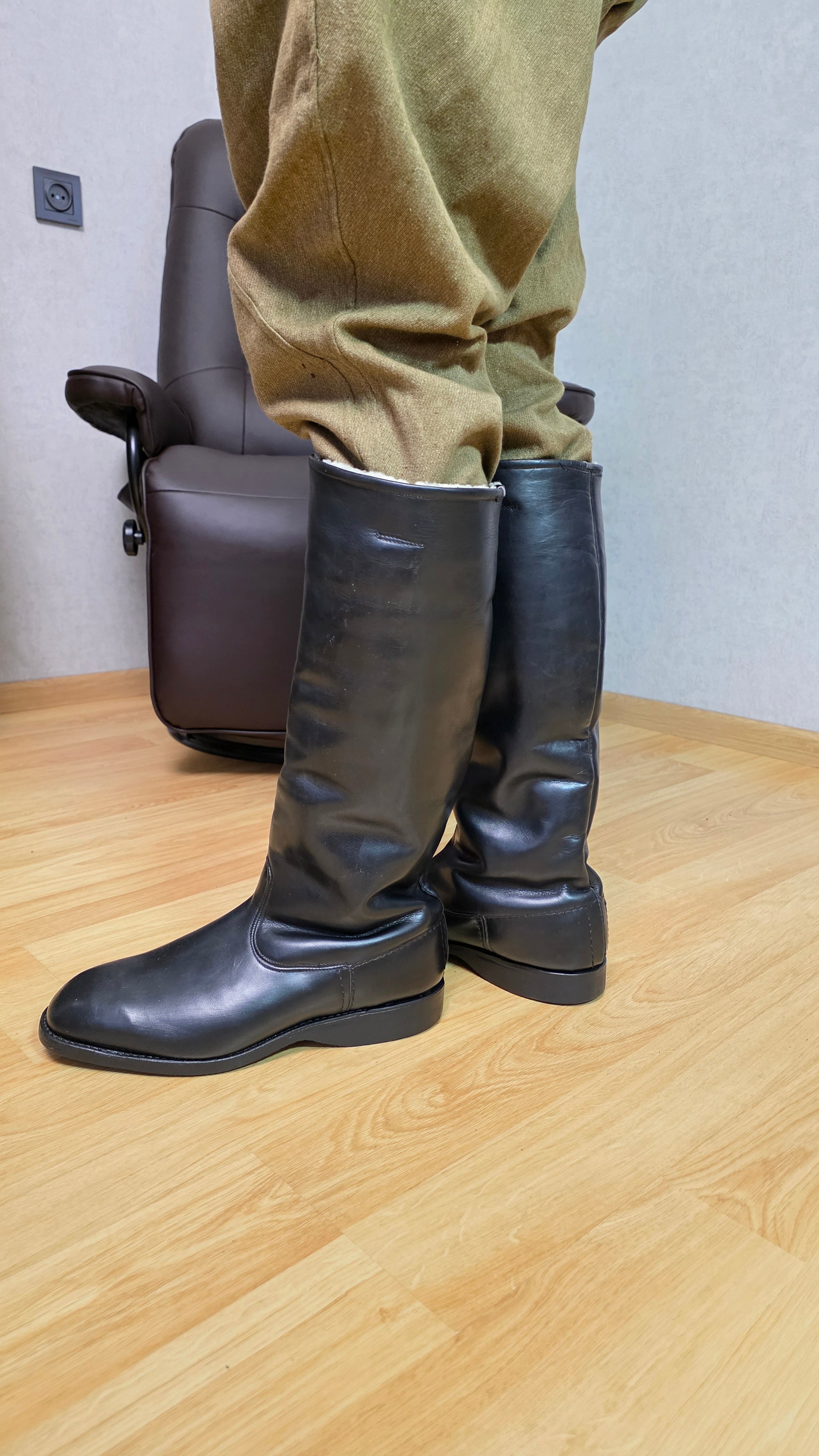 Vintage German Winter Officer Boots NVA DDR Leather Fur Lined Boots - Legend Returns Vintage