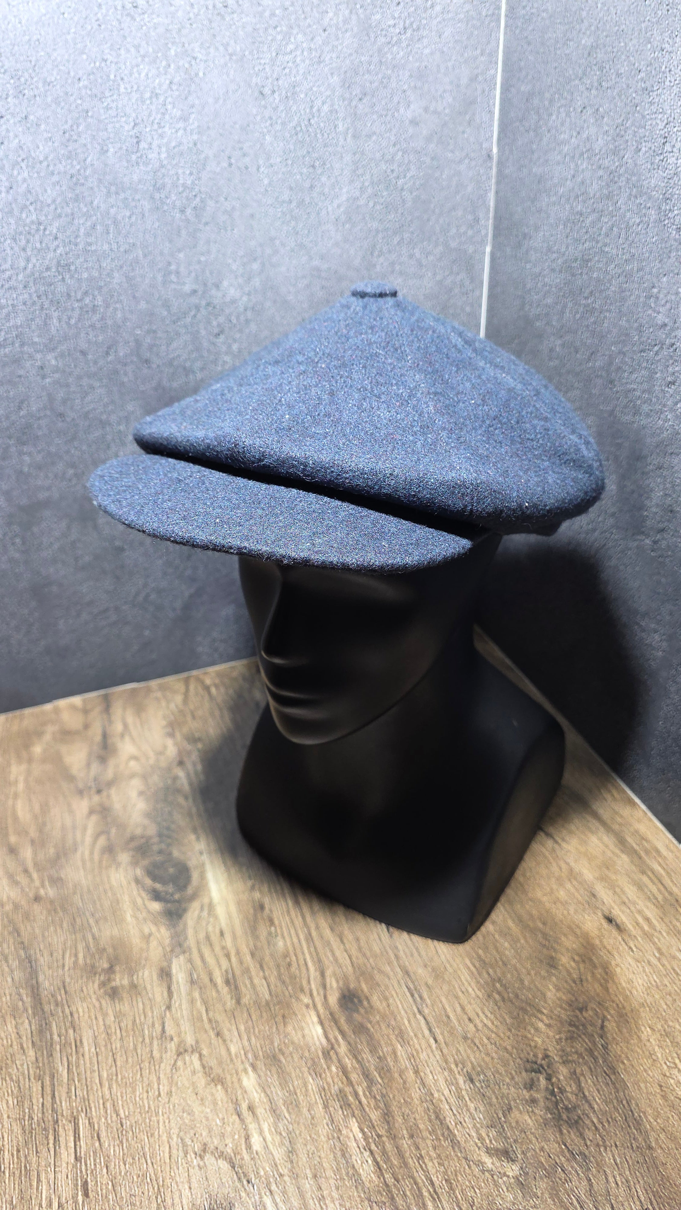 Vintage Style Wool Newsboy Cap – Classic Eight Panel Gatsby Hat