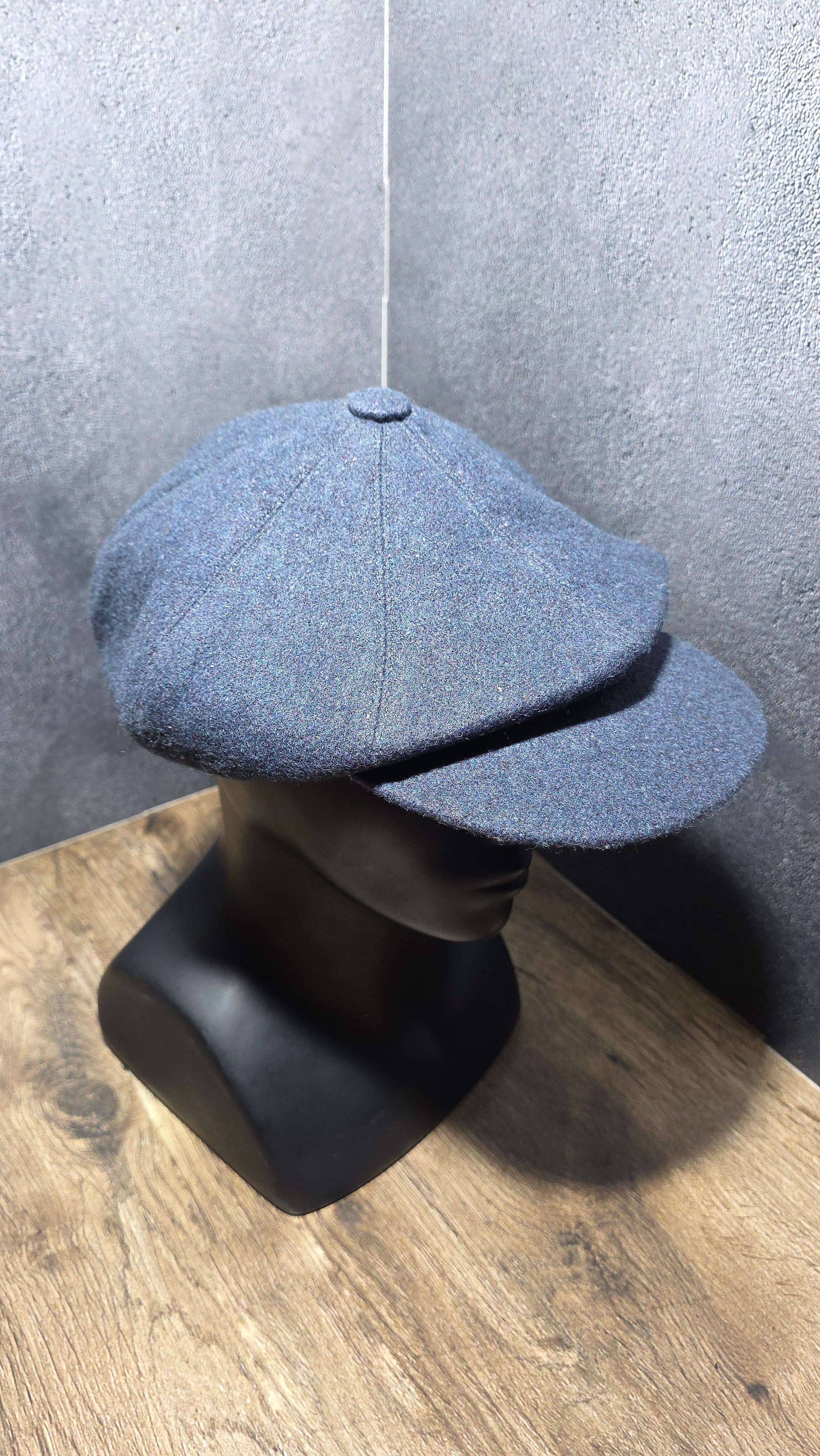 Vintage Style Wool Newsboy Cap – Classic Eight Panel Gatsby Hat