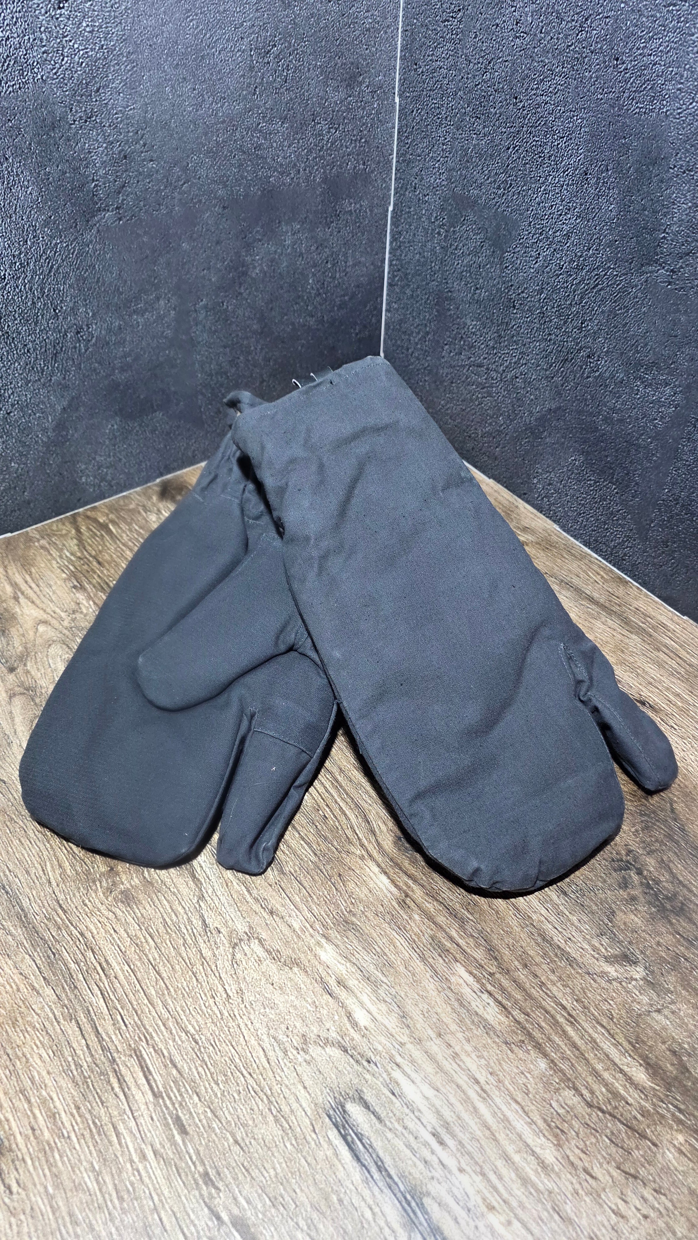 Vintage USSR Soviet 1970s Fur Sheepskin Work Mittens