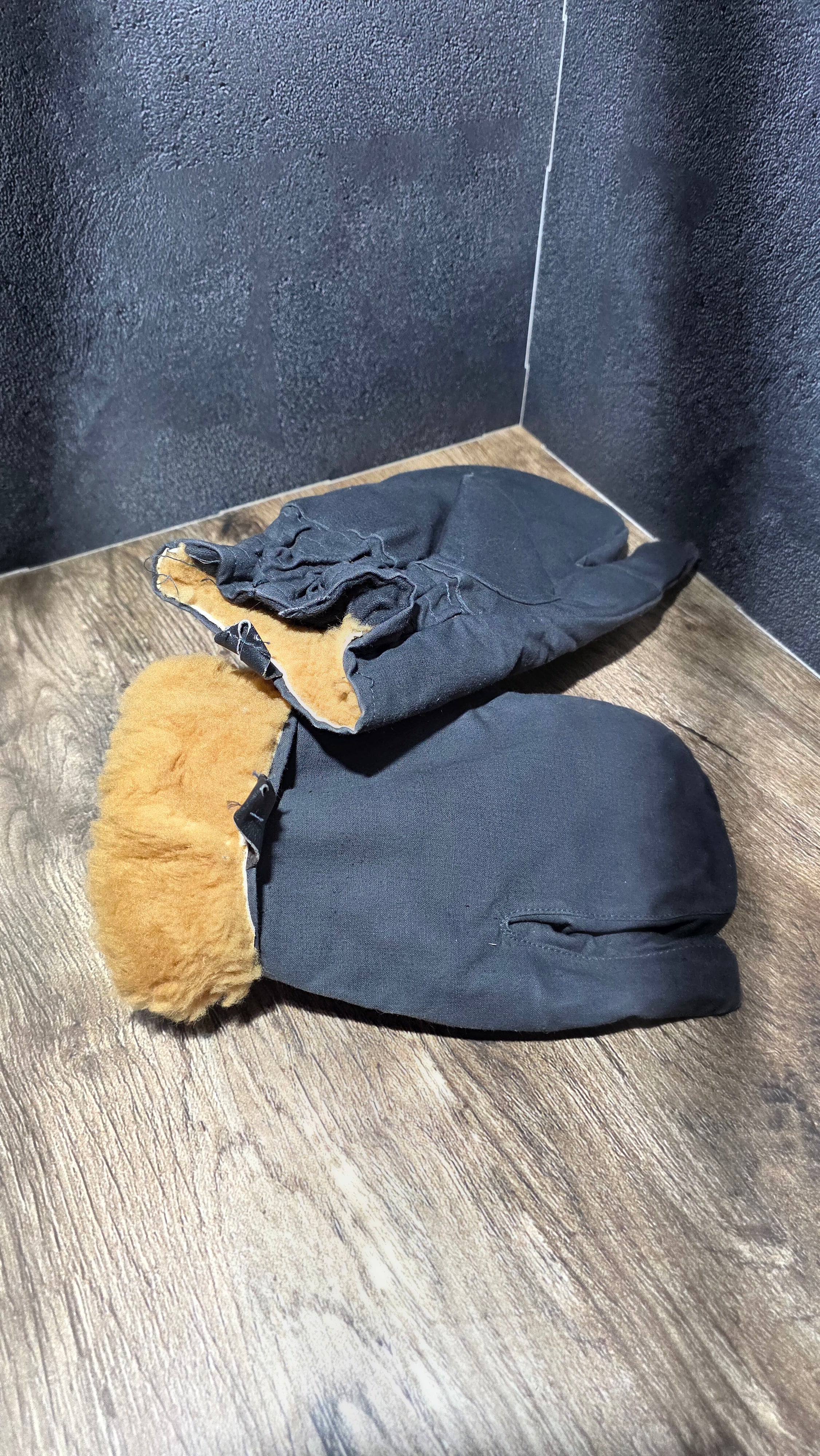 Vintage USSR Soviet 1970s Fur Sheepskin Work Mittens